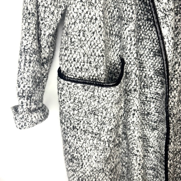 ASTR Cozy Gray Open Front Cardigan Coatigan with Pockets and Faux Leather Trim - Picture 4 of 7